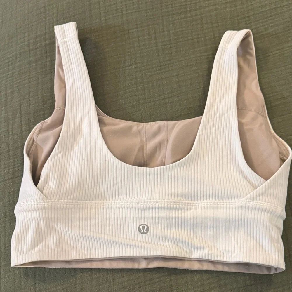 Ribbed Lululemon Align Bra - Picture 2 of 3